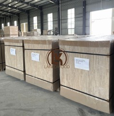 Клееная доска из сосновой кромки класса AA Клееная доска из массива сосны для использования в мебели