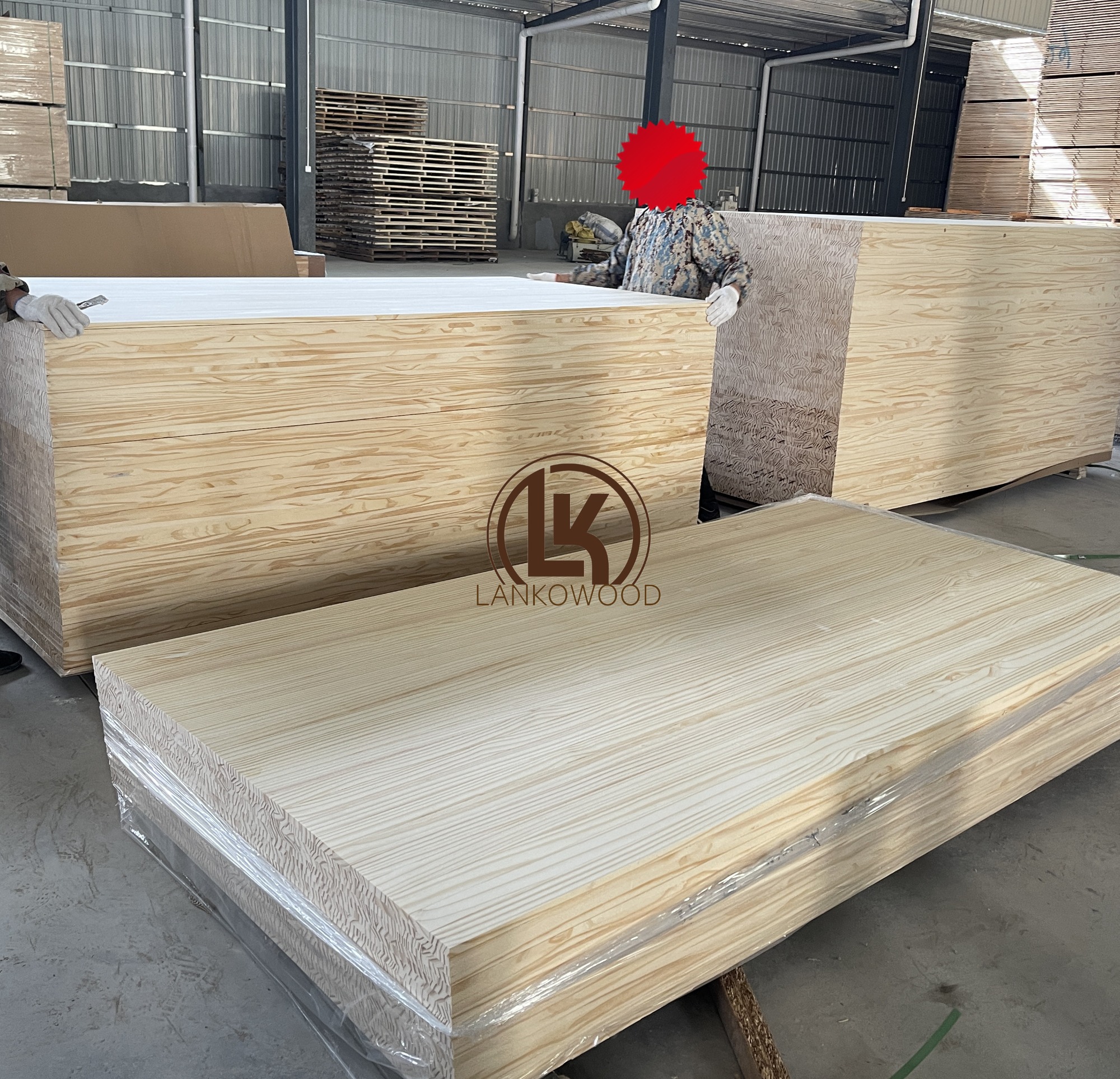 Pannello in pino incollato con bordo in pino di grado AA Pannello in pino massiccio per uso mobili