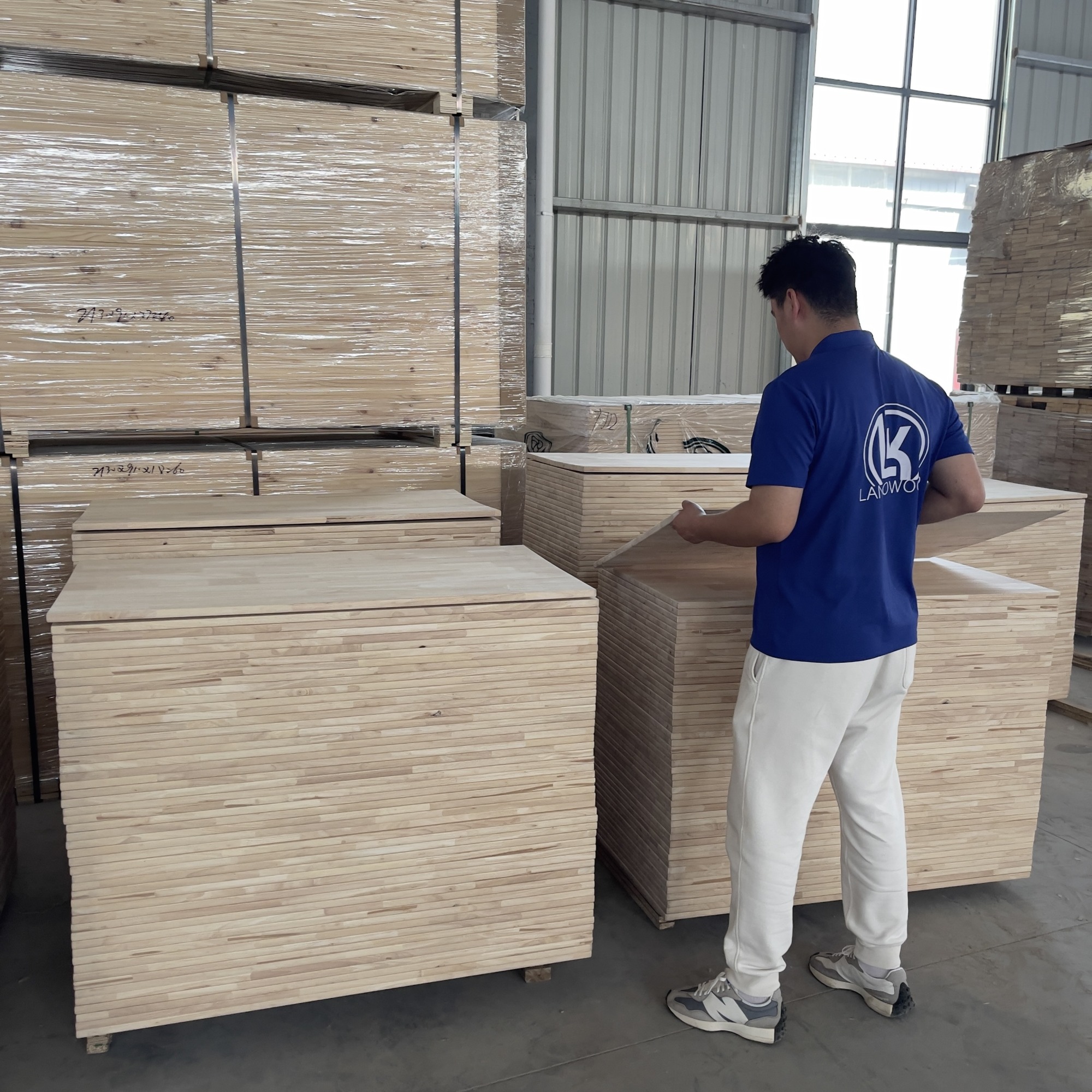 Резиновая деревянная доска с шипами