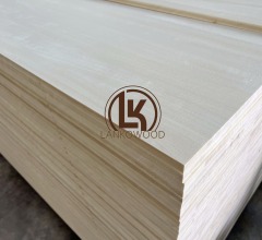 Клееная доска из тополя для использования в мебели