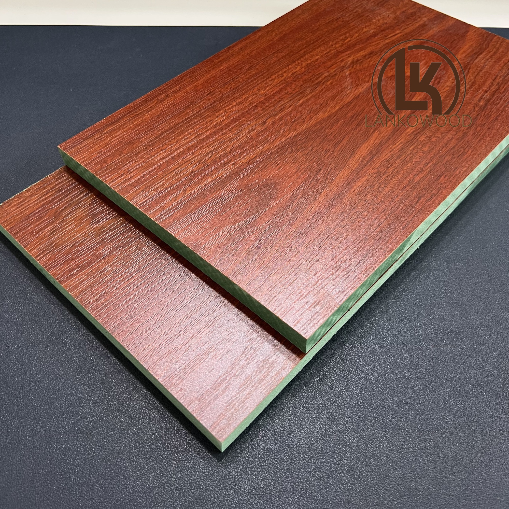 Плита МДФ (Д) 2,44 м (Ш) 1,22 м (Т) 18 мм