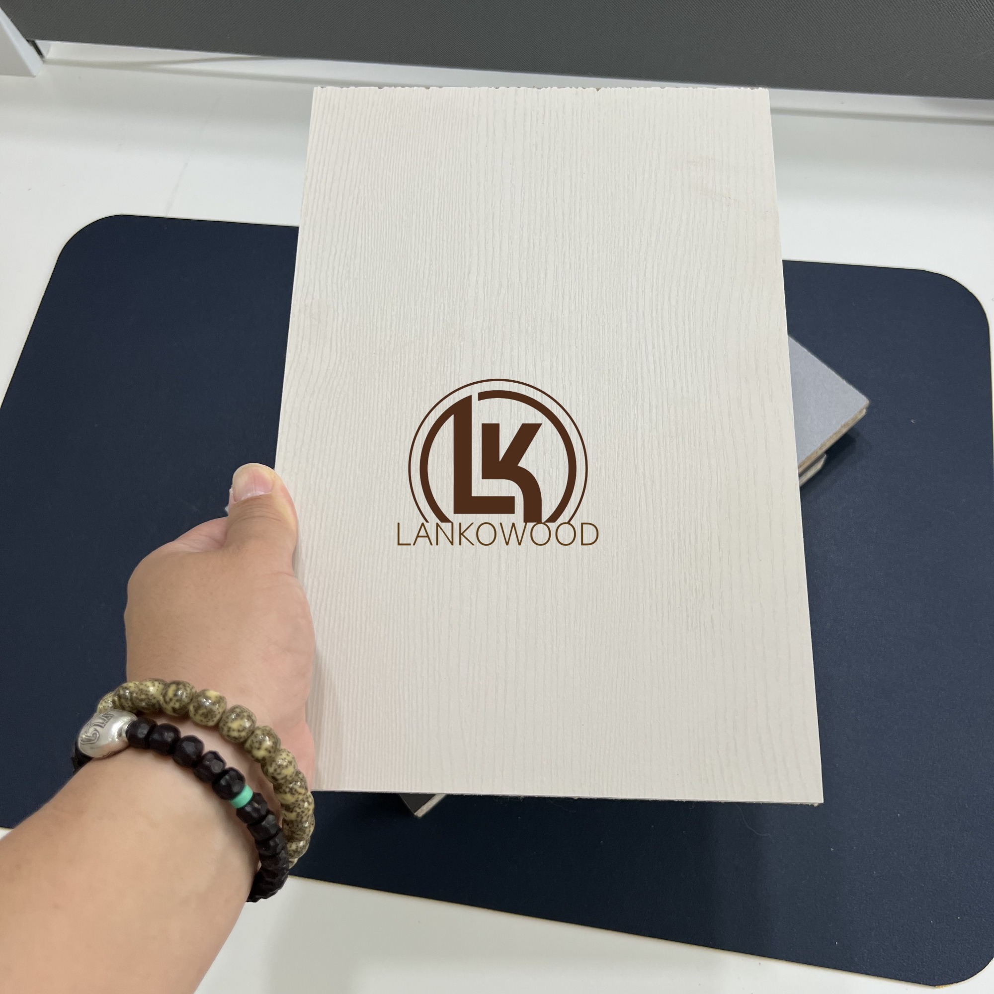 Плита МДФ (Д) 2,44 м (Ш) 1,22 м (Т) 18 мм