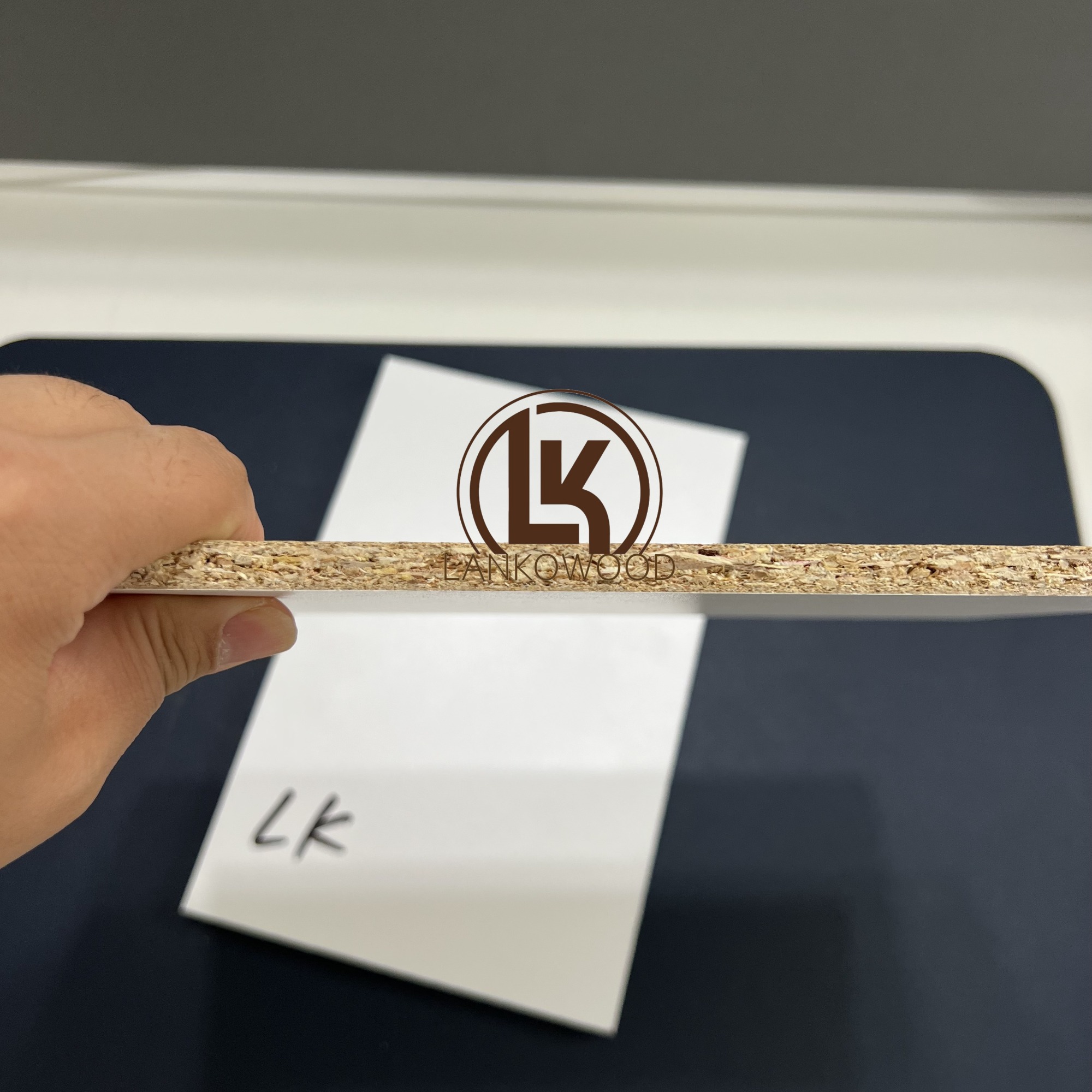 Плита МДФ (Д) 2,44 м (Ш) 1,22 м (Т) 18 мм