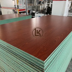 Плита МДФ (Д) 2,44 м (Ш) 1,22 м (Т) 18 мм