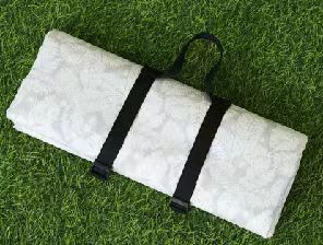 PICNIC MAT