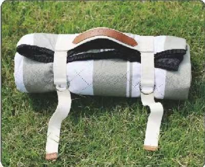 PICNIC MAT