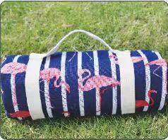 PICNIC MAT