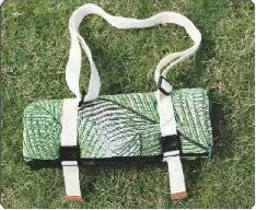 PICNIC MAT
