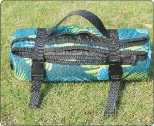 PICNIC MAT