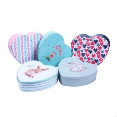 Tin Heart Shape Chocolate Box