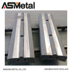 Impact crusher blow bars