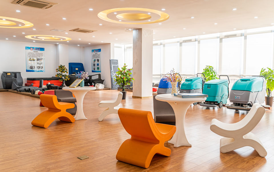 Custom rotomolding product