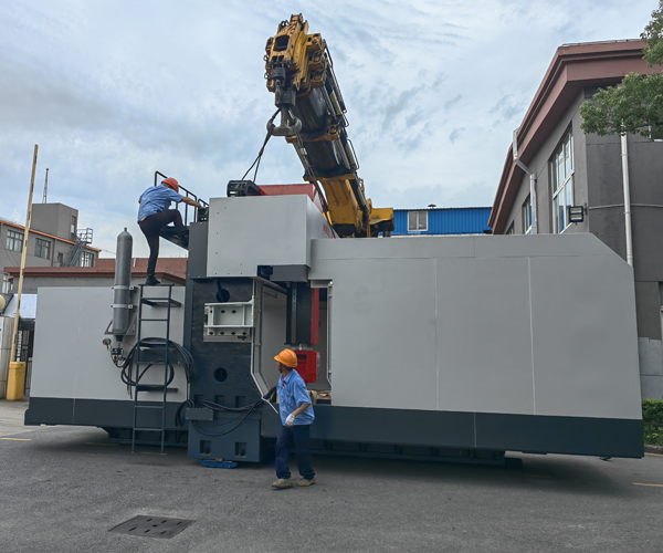 Today, our five axis linkage machining center has been officially put into use