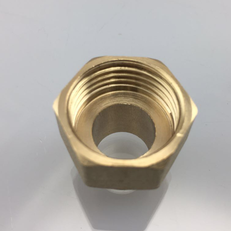 Tecmolog Top Quality Brass Finish Connector Solid Brass Connector, Double Thread Swivel Hose Connector