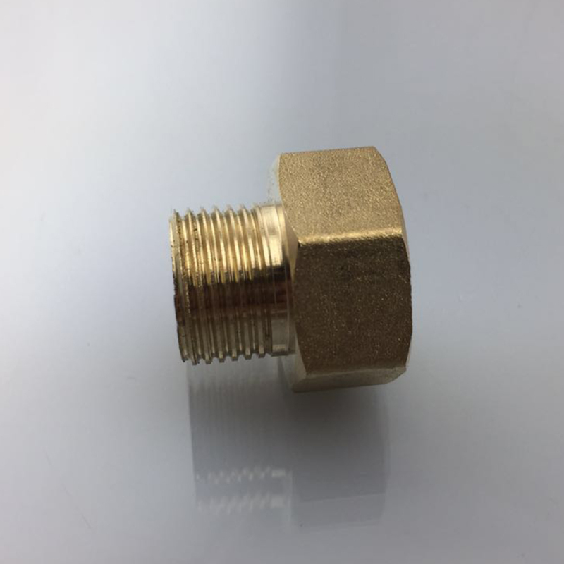 Tecmolog Top Quality Brass Finish Connector Solid Brass Connector, Double Thread Swivel Hose Connector