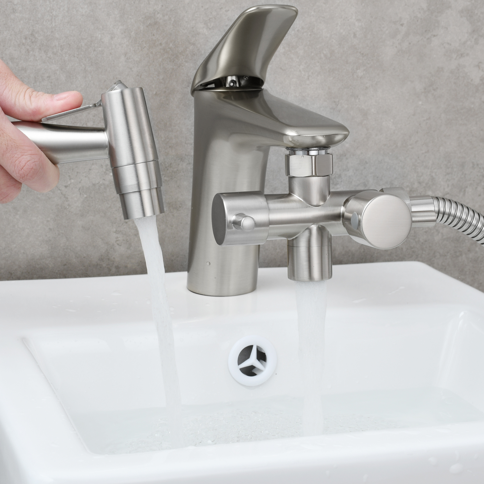 Tecmolog Brass Faucet Diverter Valve Shut Off Sink Faucet to Hose Adapter for Bathroom Faucet