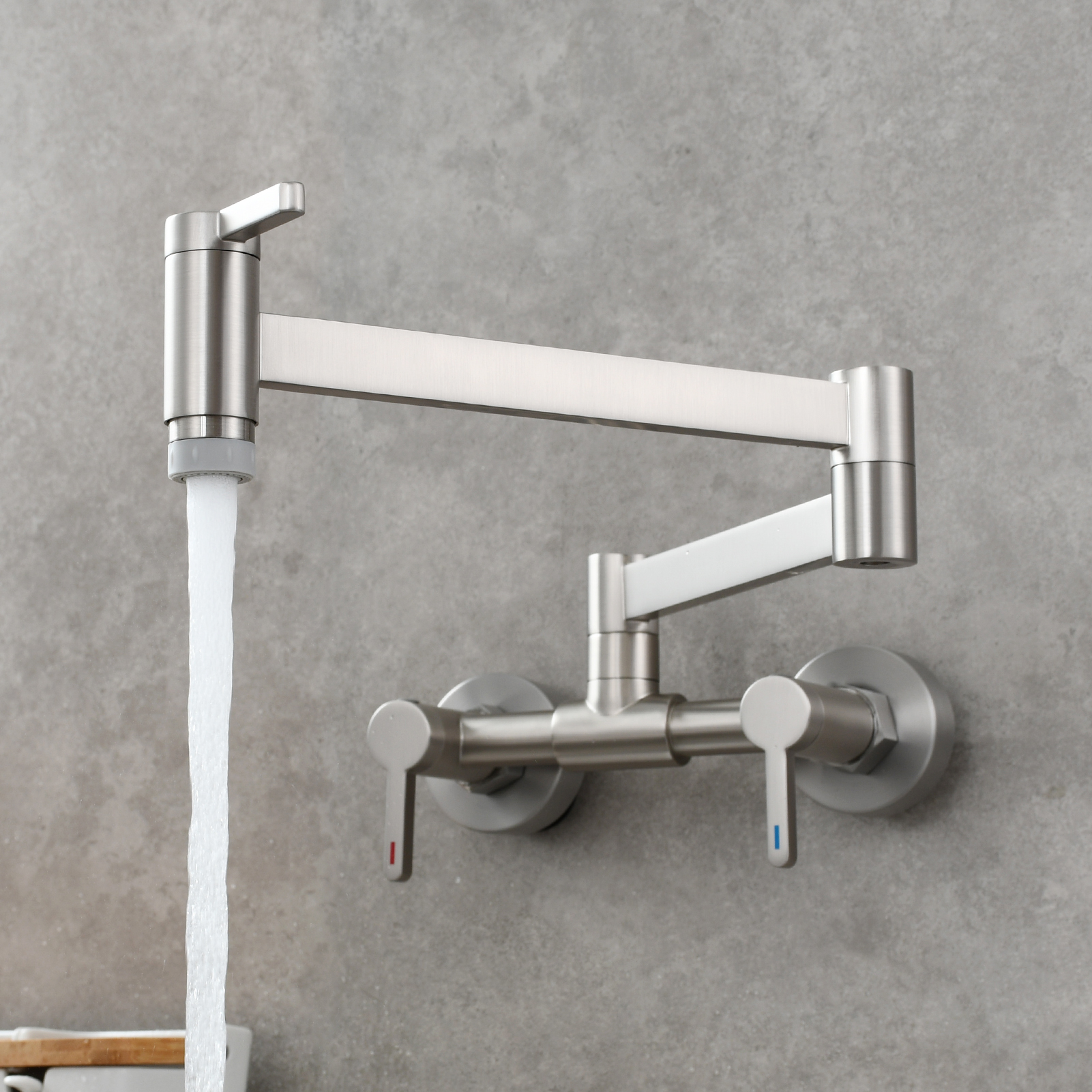 Tecmolog Brass Pot Filler Faucet Folding Kitchen Faucet with Double Joint Swing Arms Rotated Tap Wall Mounted for Hot and Cold Water Chrome/Brushed/Gold/Black
