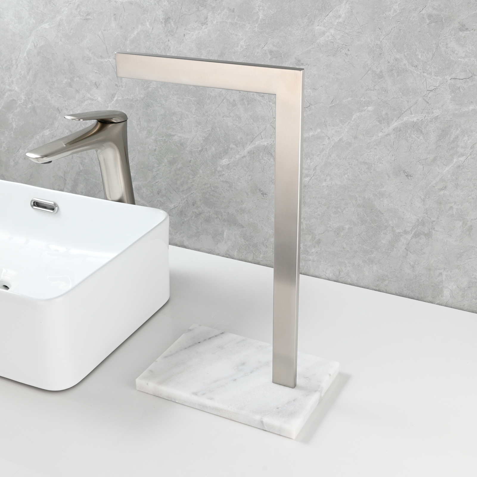 Tecmolog SUS304 Stainless Steel Towel Holder,Freestanding Bathroom Marble Basin Double Towel Rack,Brushed Gold,Black