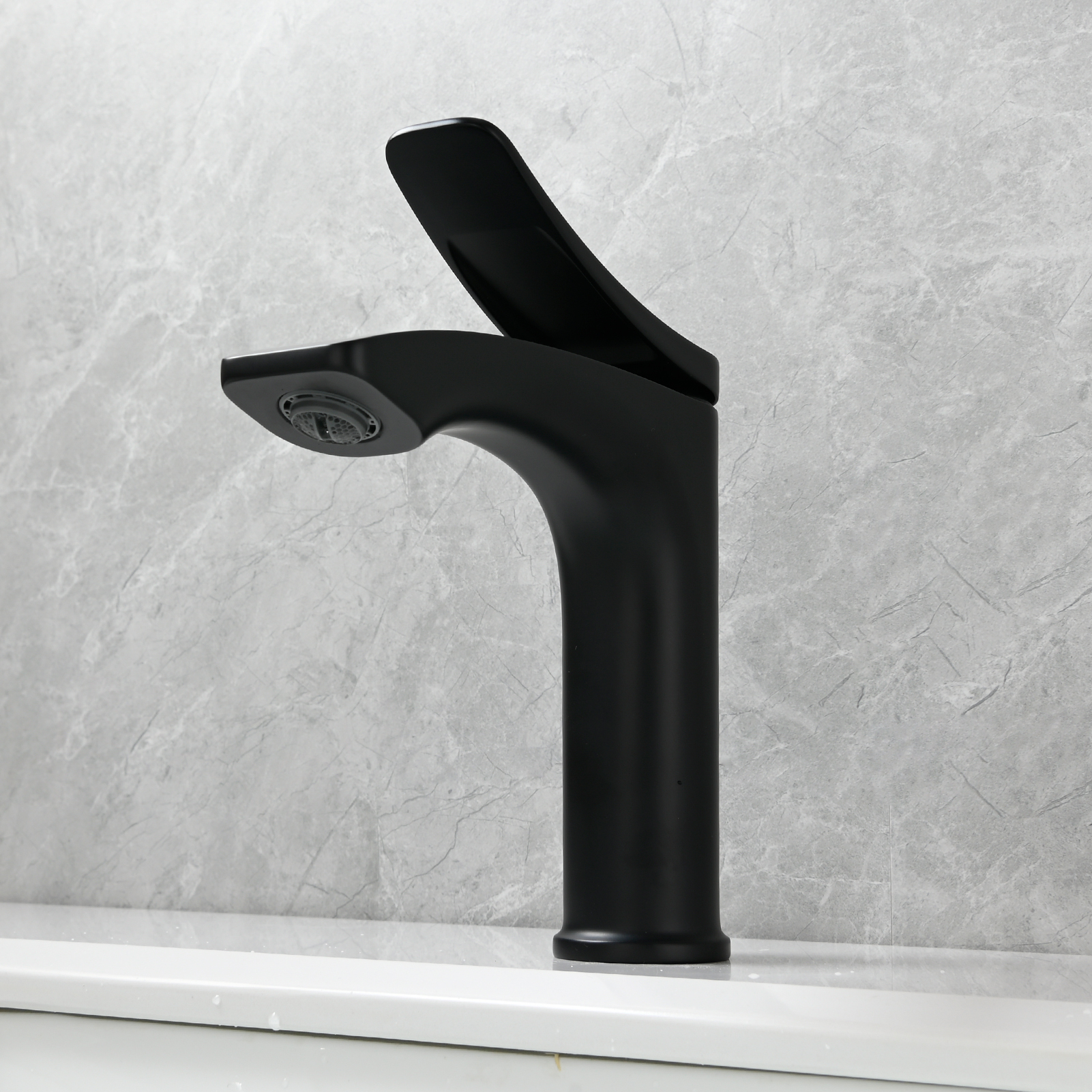 Tecmolog Basin Faucet Single Hole Bathroom Faucet Single Handle Basin Mixer Tap