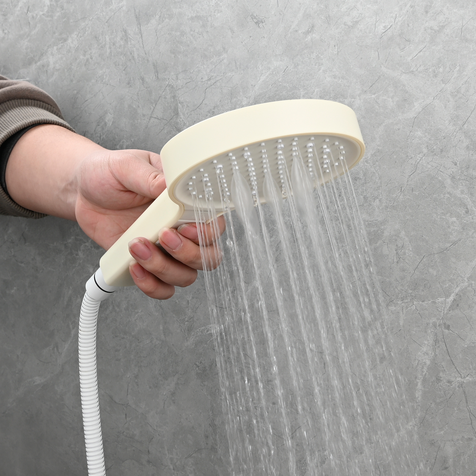Tecmolog Plastic Shower Set High Pressure 7 Settings Fixed Handheld Shower Head with 1.5m Hose and Holder