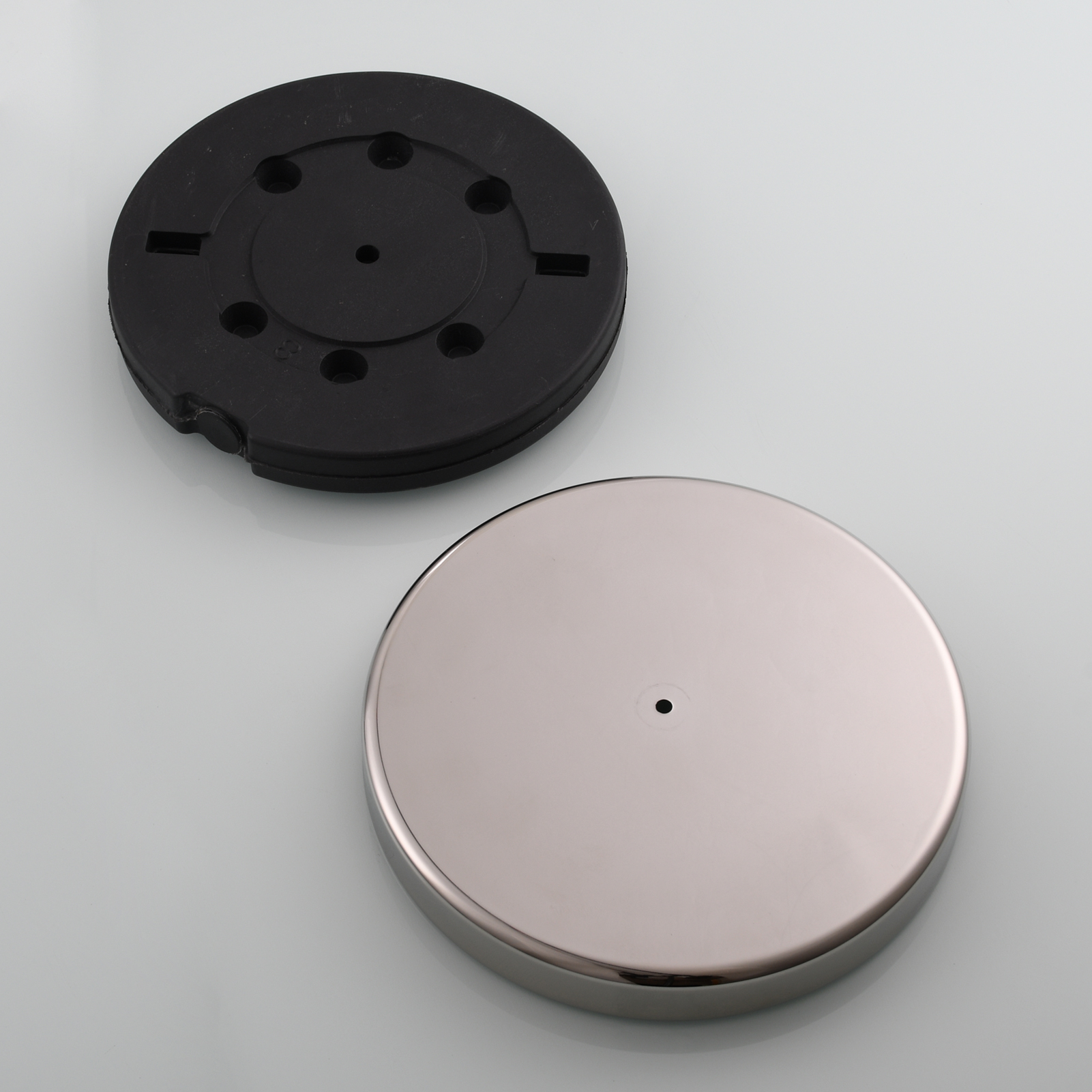 Tecmolog Stainless Steel Free Standing Paper Towel Holder,Black Bathroom Roll Holder with Non-Slip Mat,SBH265B
