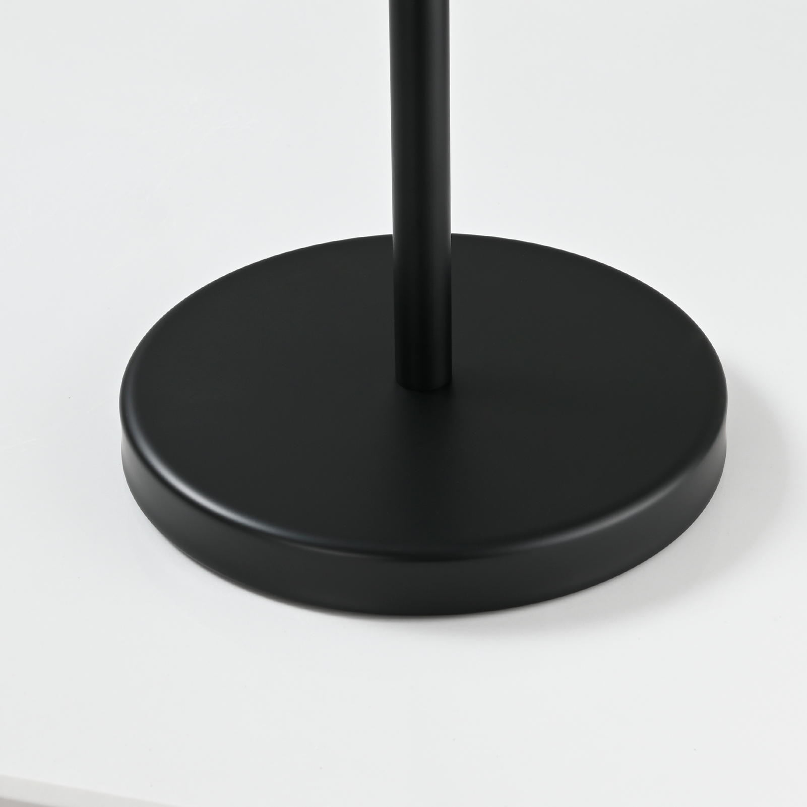 Tecmolog Stainless Steel Free Standing Paper Towel Holder,Black Bathroom Roll Holder with Non-Slip Mat,SBH265B