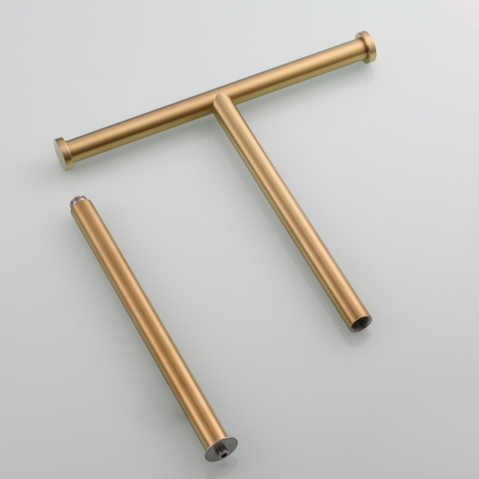 Tecmolog Stainless Steel Free Standing Paper Towel Holder,Black Bathroom Roll Holder with Non-Slip Mat,SBH265B