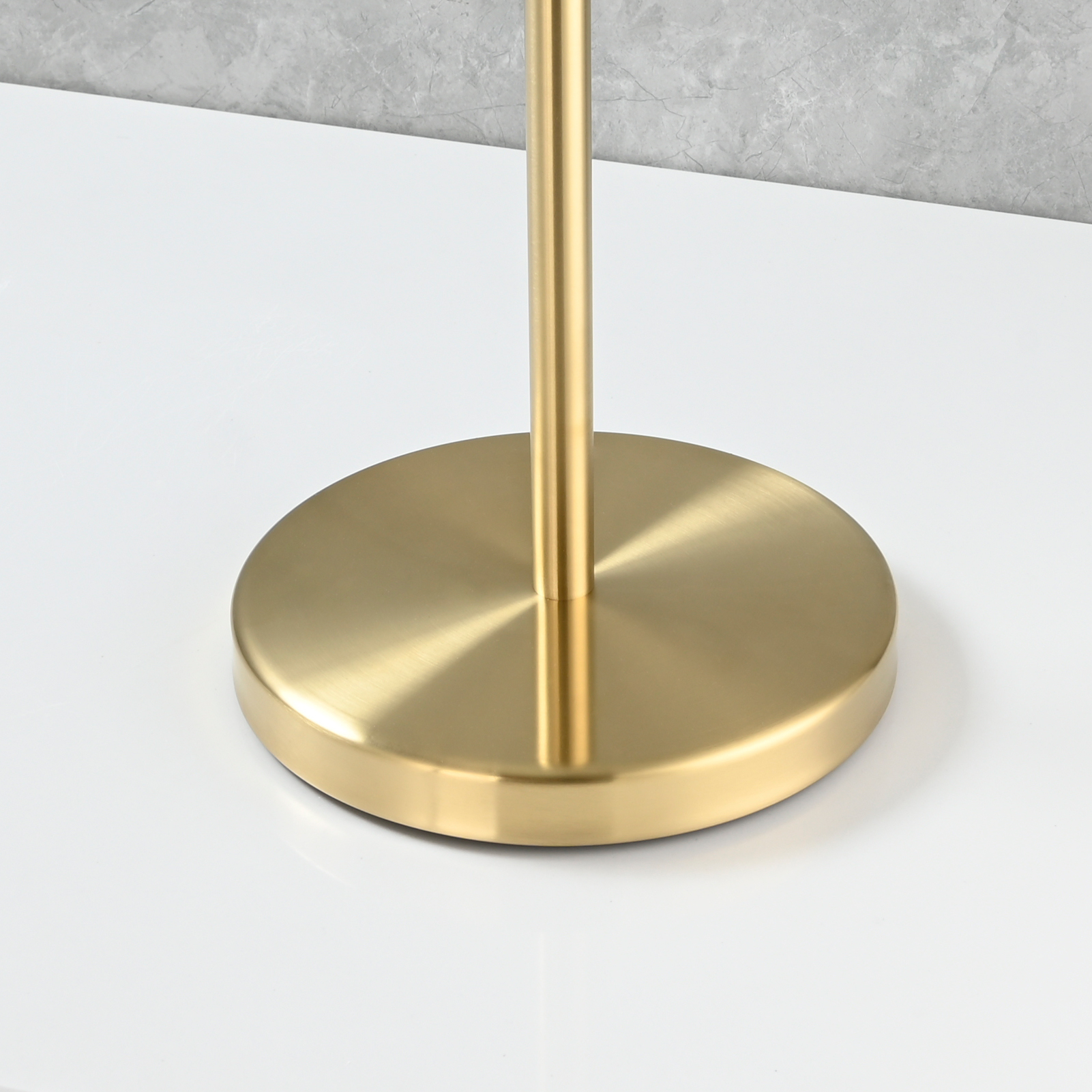 Tecmolog Stainless Steel Free Standing Paper Towel Holder,Black Bathroom Roll Holder with Non-Slip Mat,SBH265B