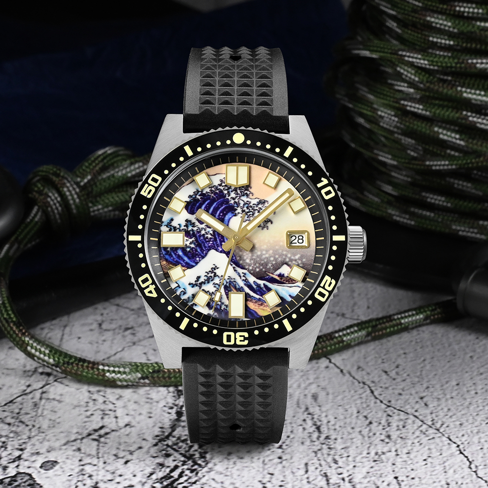 San Martin Retro Diver Watch - SN0007-G-V3