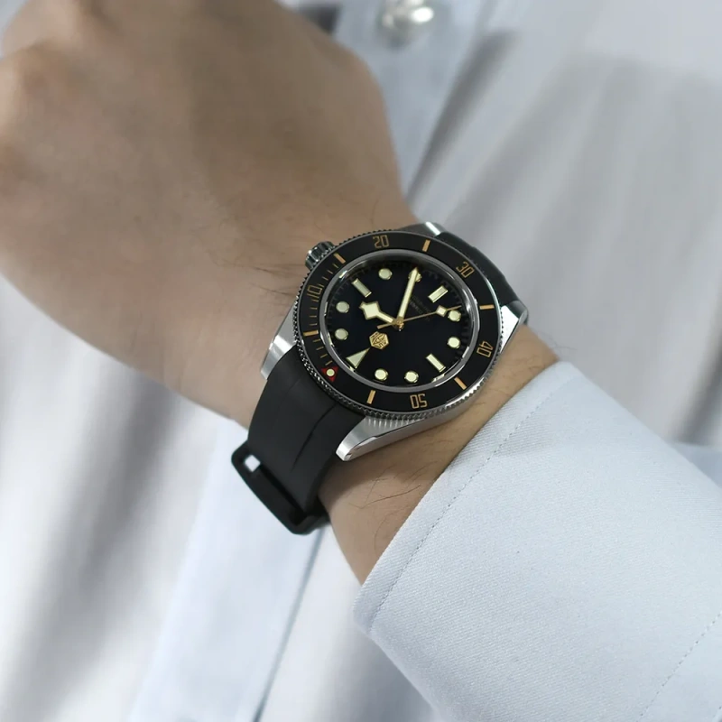 San Martin Fans Discount Edition BB58 Diving Watch - SN0008G-C Fluoro Rubber Strap