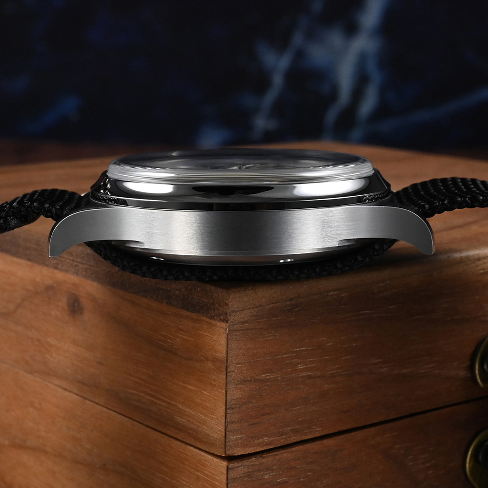 San Martin 38.5mm Pilot Watch - SN0105G-NB-1
