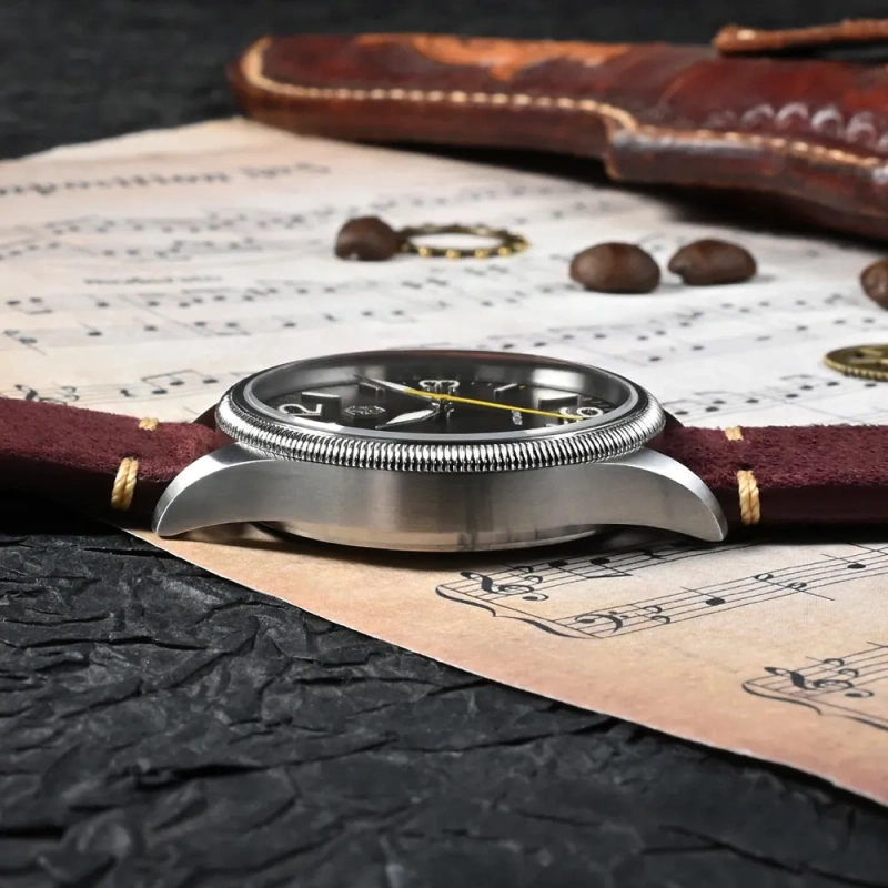 San Martin Retro Men Pilot Watch - SN0033G-2