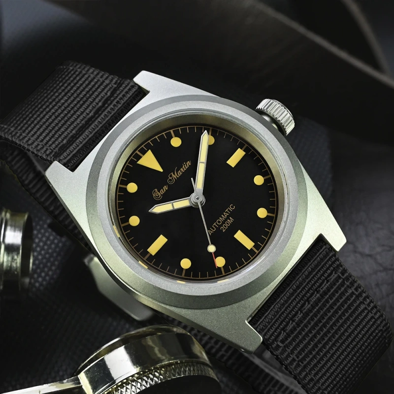 San Martin Men Pilot Watch 38mm Military NH35 Stainless Steel Automatic Mechanical Wristwatch Waterproof 200M Luminous Relojes