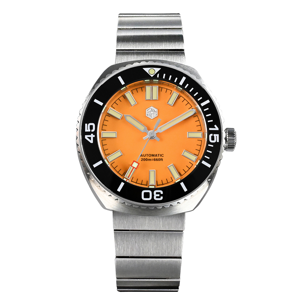 San Martin SN0045: 40.5mm Dive Watch with NH35 Movement and 200m