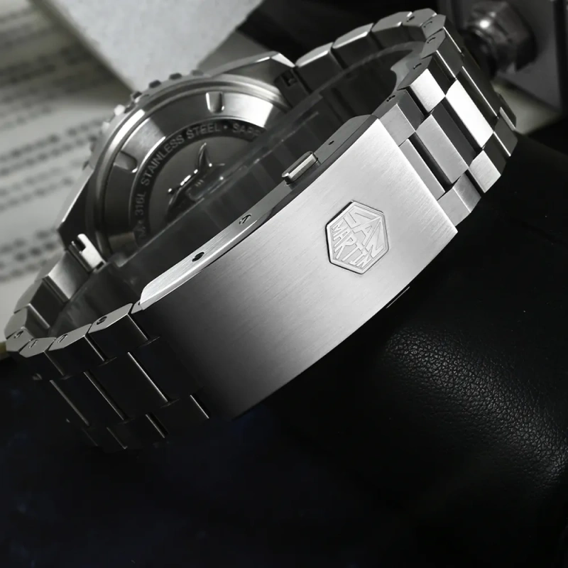 San Martin 1000m Deep Waterproof 43mm Men Diver Watch with Helium Escape Valve NH35 Automatic Mechanical Wave Enamel Dial SN0147