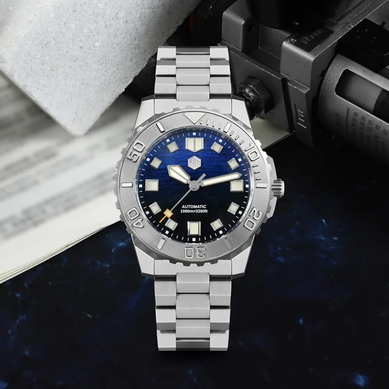 San Martin 1000m Deep Waterproof 43mm Men Diver Watch with Helium Escape Valve NH35 Automatic Mechanical Wave Enamel Dial SN0147