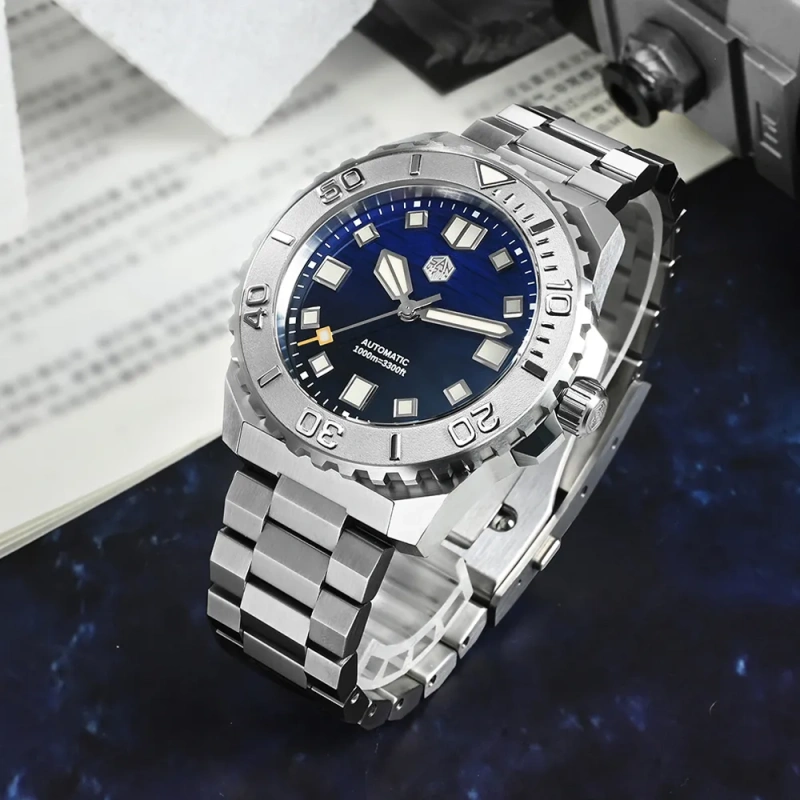 San Martin 1000m Deep Waterproof 43mm Men Diver Watch with Helium Escape Valve NH35 Automatic Mechanical Wave Enamel Dial SN0147