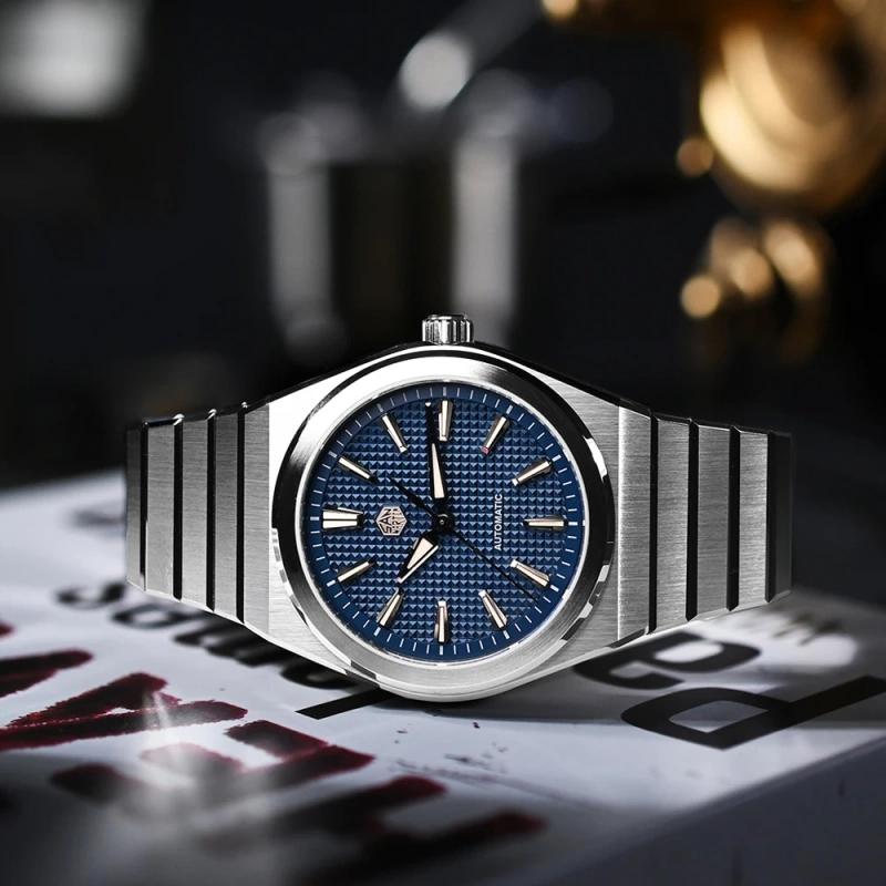 San Martin 40mm SN0152 Luxury Sport Watch Miyota 90S5 Automatic Waffle Dial Integrated Bracelet Exhibition Caseback Mens Watches