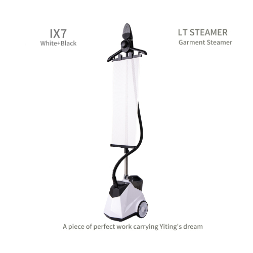iX7 White and Black