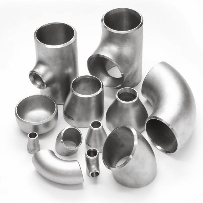 What should we pay attention to when welding stainless steel pipe fittings?