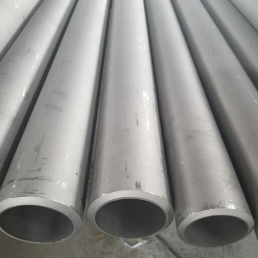 What are the common categories of stainless steel pipes
