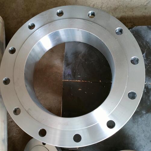 What are the flanges manufacturing processes?