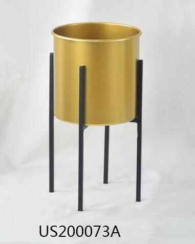 Metal Plant Stand for Indoor Outdoor Stable Display