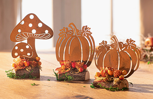 Mini Owl Rust Decorated Garden - Metallic Copper Garden Post Squirrel wood also for balcony or front door