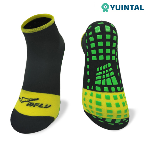 Yuintal Personalized Grip Socks – Rubber Grip High Fly Design