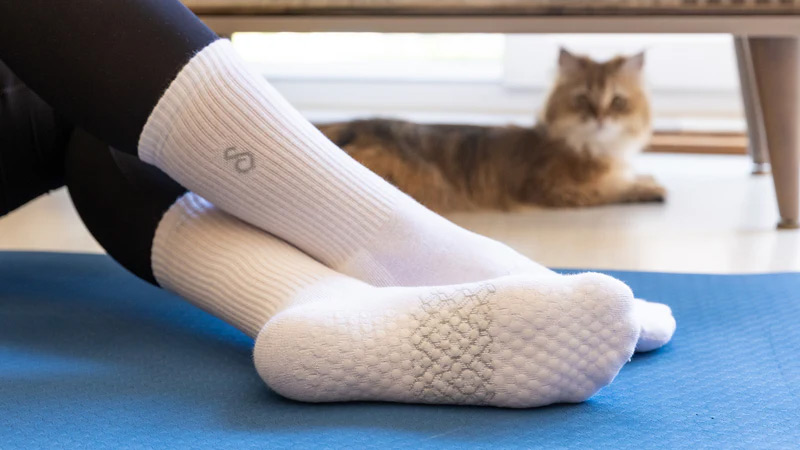 How Grip Socks Support Professional Training Environments