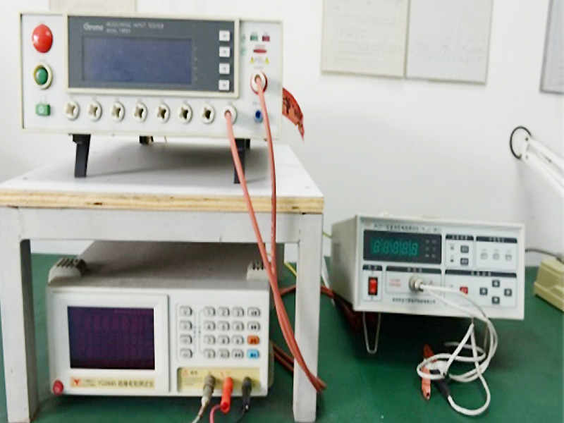 Hig voltage insulation machine