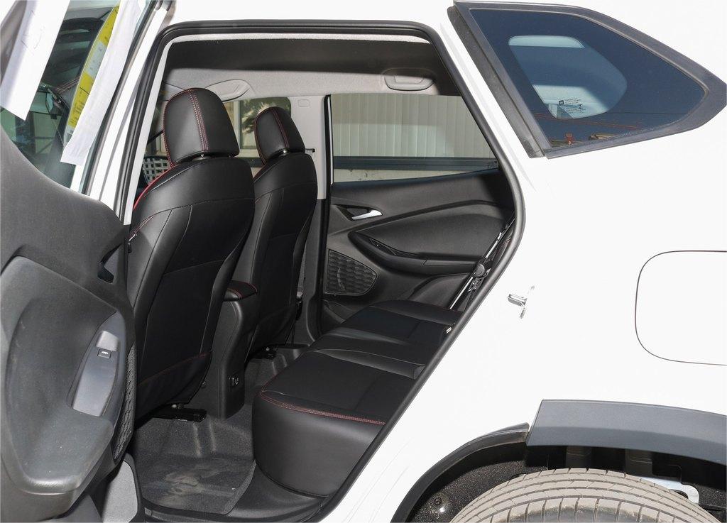 2024 style-Tracker 1.0T 180Turbo CVT