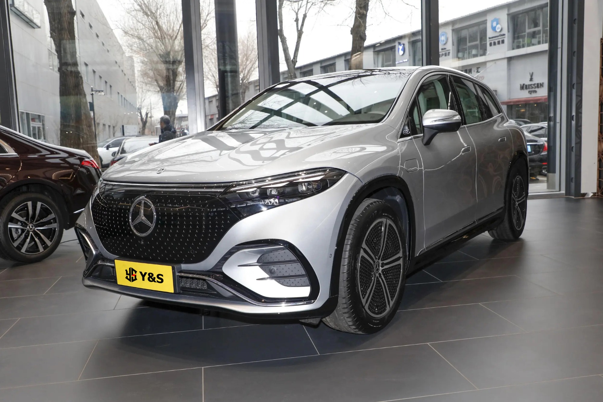 Benz EQS SUV 2023 EQS 450+