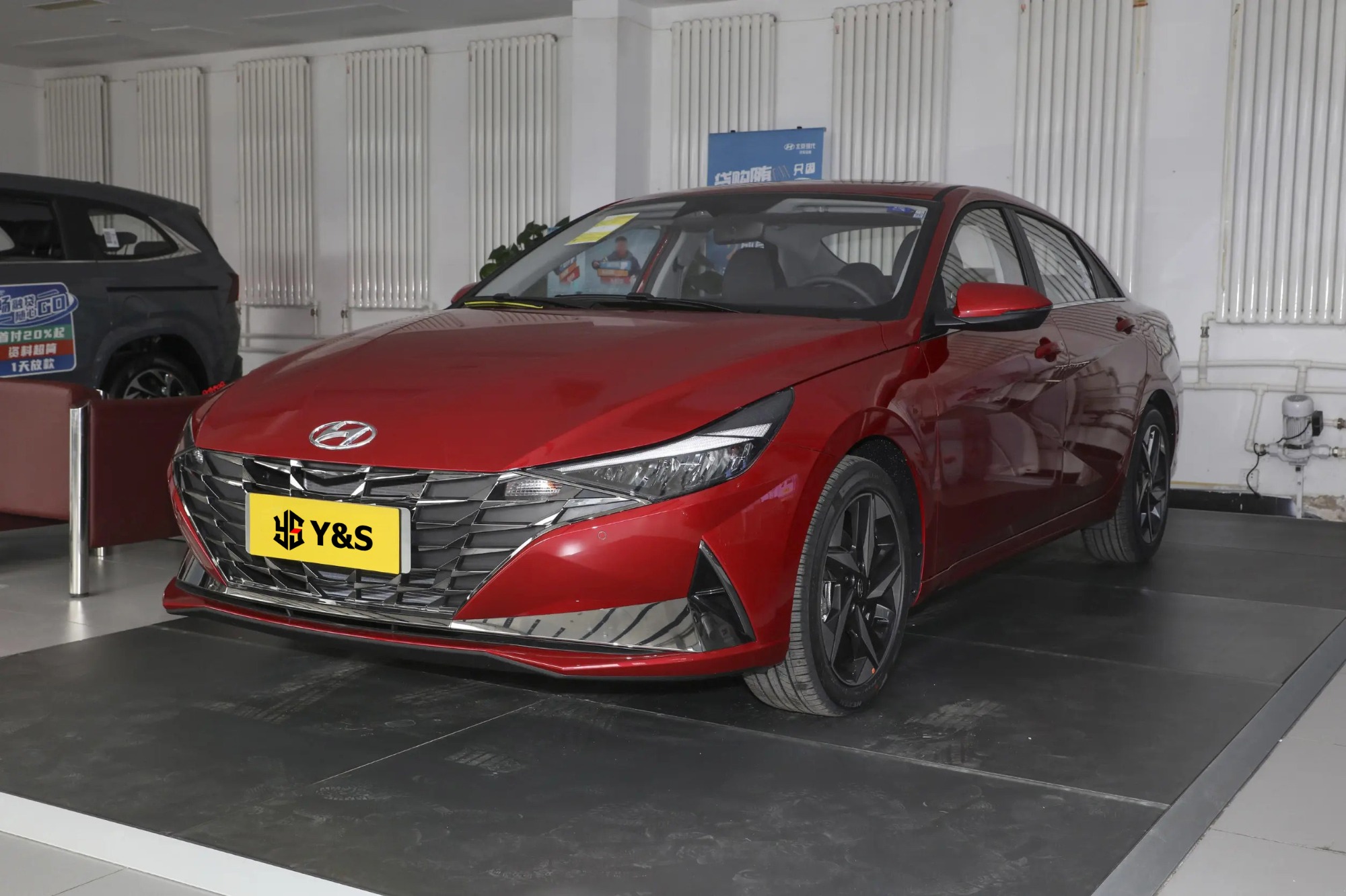 Hyundai Elantra 2022 1.5L CVT LUX Luxury Edition